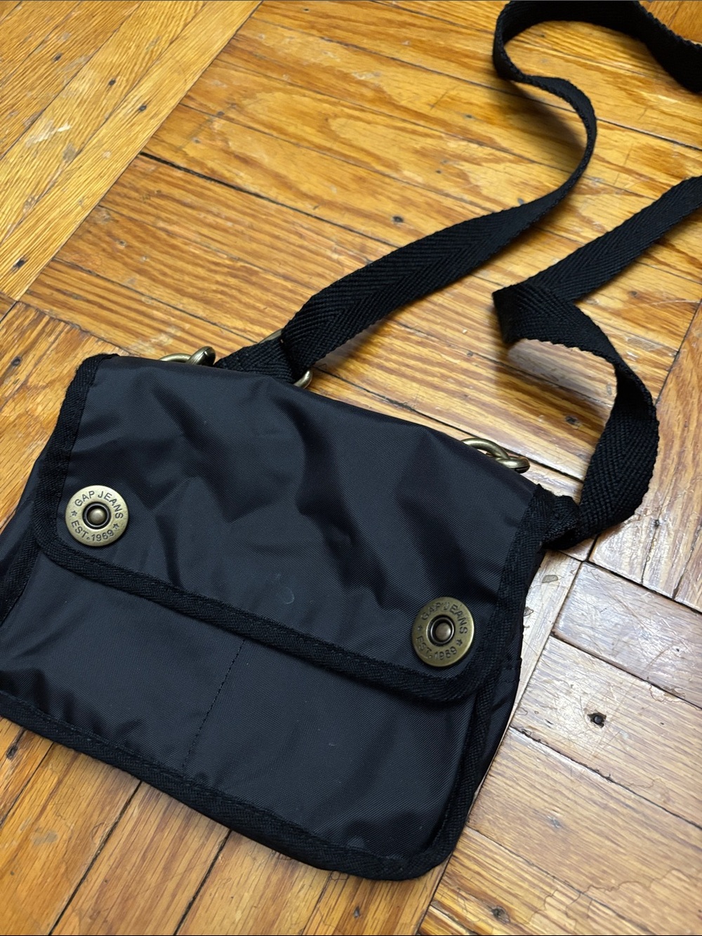 Y2K GAP Black Crossbody or Waistpack Bag